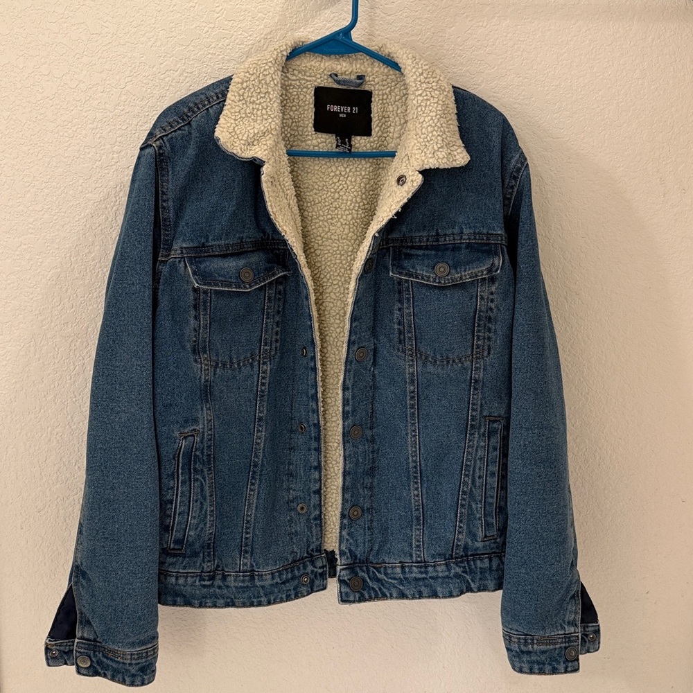 Forever 21 Men’s Blue Denim Jacket with Sherpa Collar